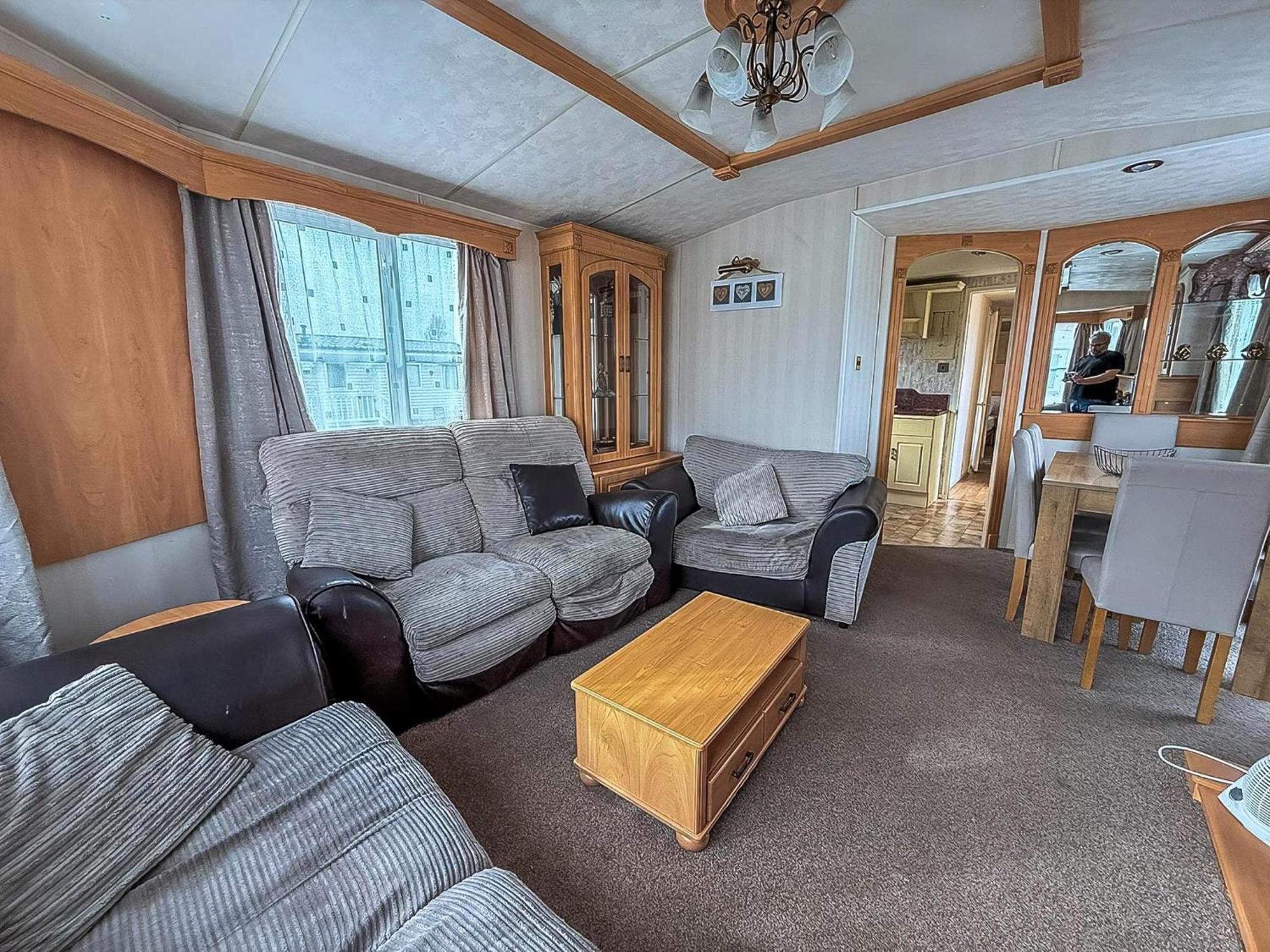 Homely Caravan, Only A Short Drive To Ref 64011d Campsite Skegness